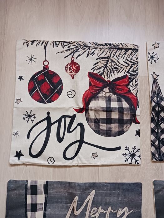 Świąteczne poszewki na poduszki / 4szt / 45cm x 45cm / nowe
