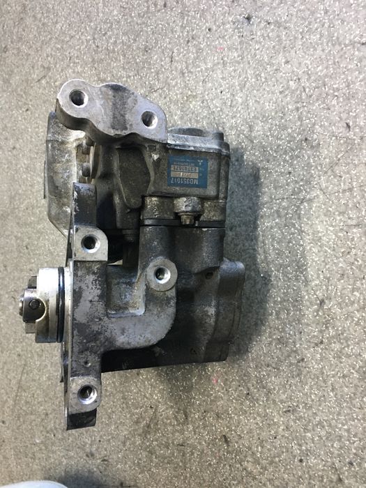 ТНВД ПНВТ паливний насос Mitsubishi Carisma 1.8 GDI БЕНЗИН.