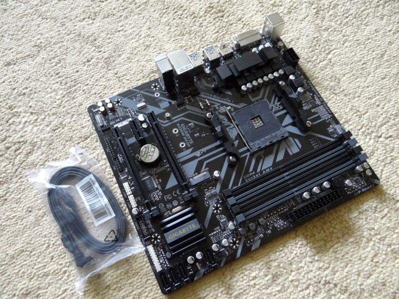 Gigabyte  B450M DS3H V2  цифровим рішенням VRM