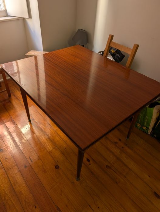 Mesa de Jantar Extensível