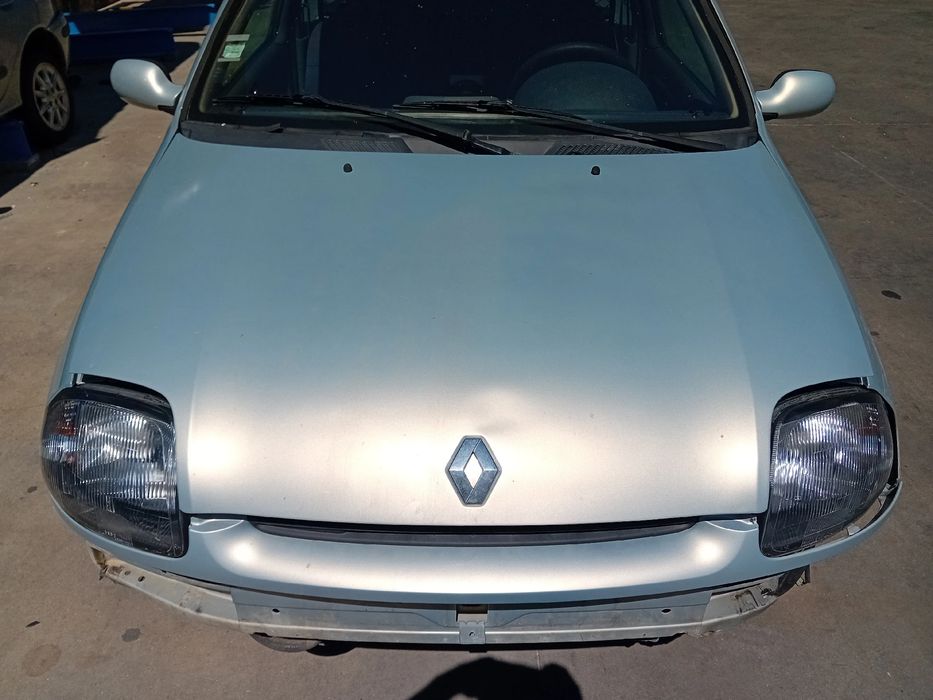 Capot RENAULT Clio II (BB0/1/2_, CB0/1/2_)