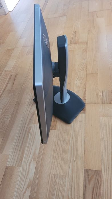 MONITOR DELL U2412Mc rozdzielczosc 1920x1080