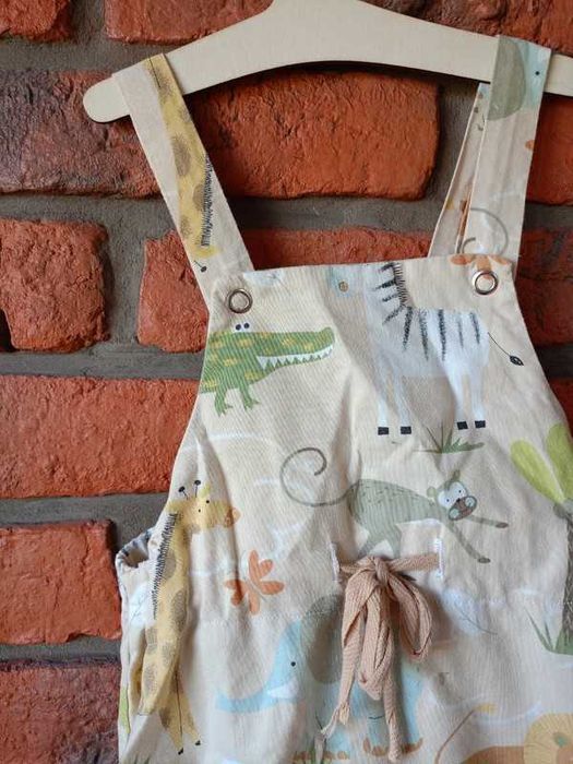 Spodenki ogrodniczki letnie chłopięce boho safari na lato zwierzęta