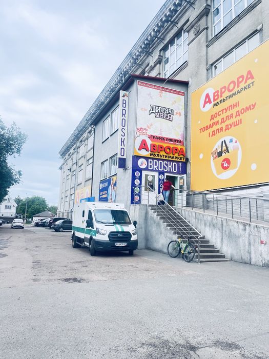 Здається приміщення в центрі с.Переслав.
