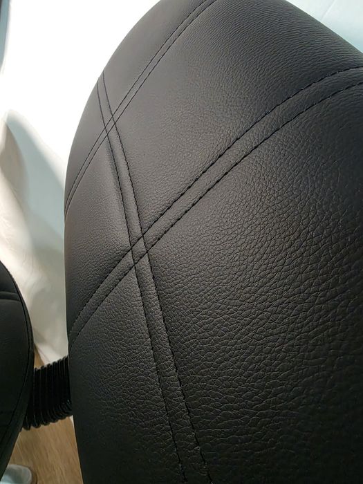 Obrotowy taboret z regulacją wyskosci