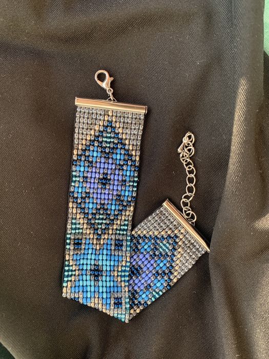 Браслет з бісеру