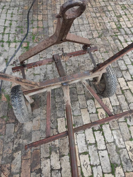 Віз до трактора, дишель з оприскувача