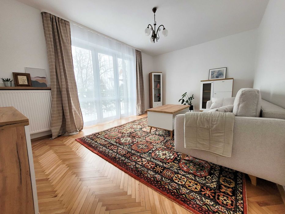 Przytulne 2-pokojowe mieszkanie z balkonem w centrum Kalwarii