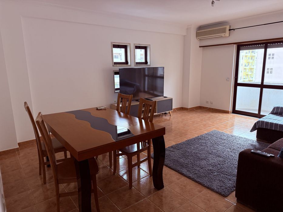 2 Quartos para alugar na Ramada
