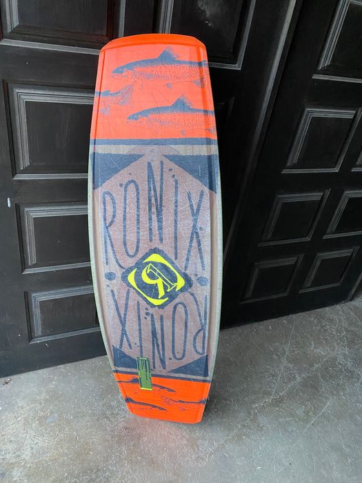 Prancha de wakeboard Ronix Kinetik Project Tamanho 138