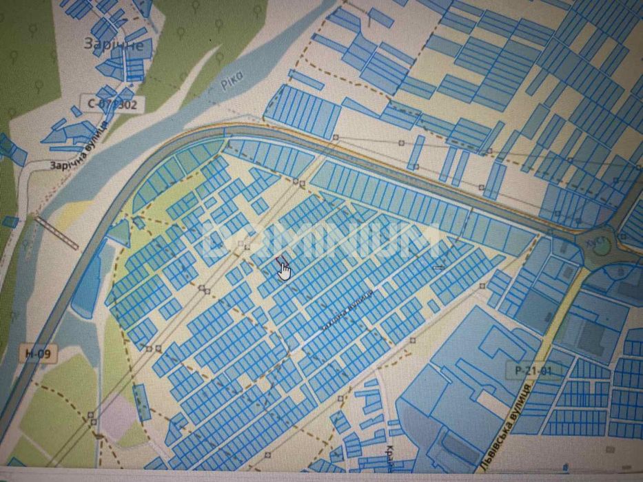 Продається земельна ділянка у м. Хуст