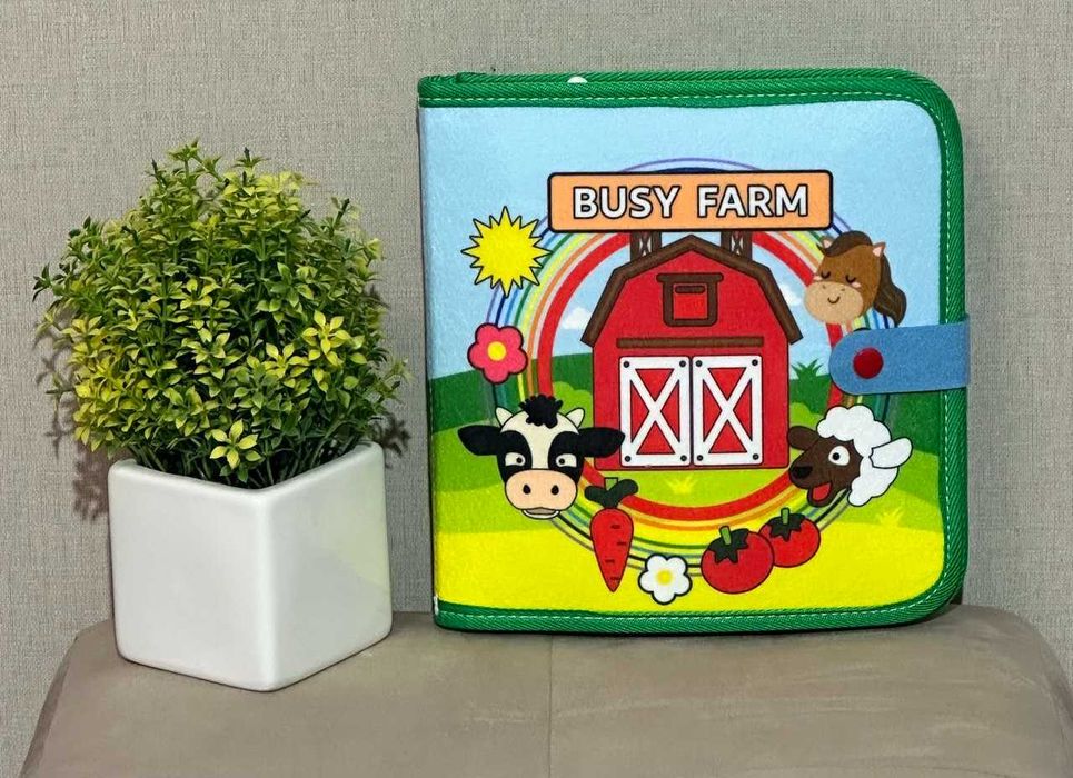 Розвиваюча фетрова книжка-бізіборд для малят "Ферма" (8 сторінок)