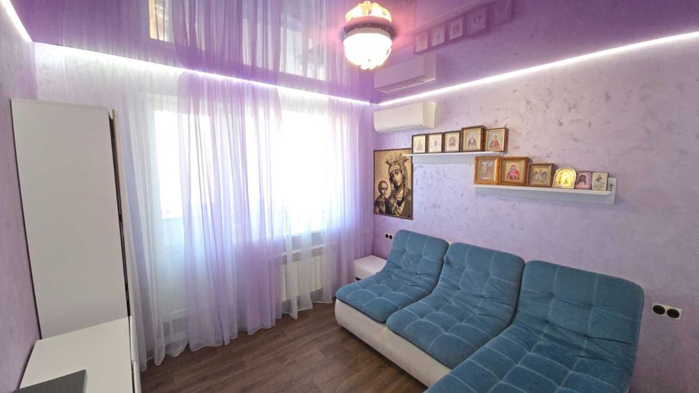 Продам 3к квартиру метро Индустриальная 42000