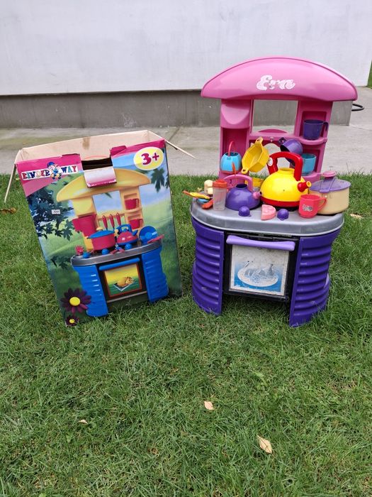 Дитяча кухня посудка