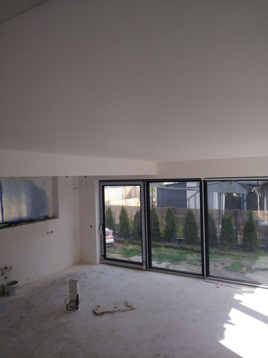 Tynki gipsowe. Cementowo wapienne. Gładze natryskowe   Zabudowy gk