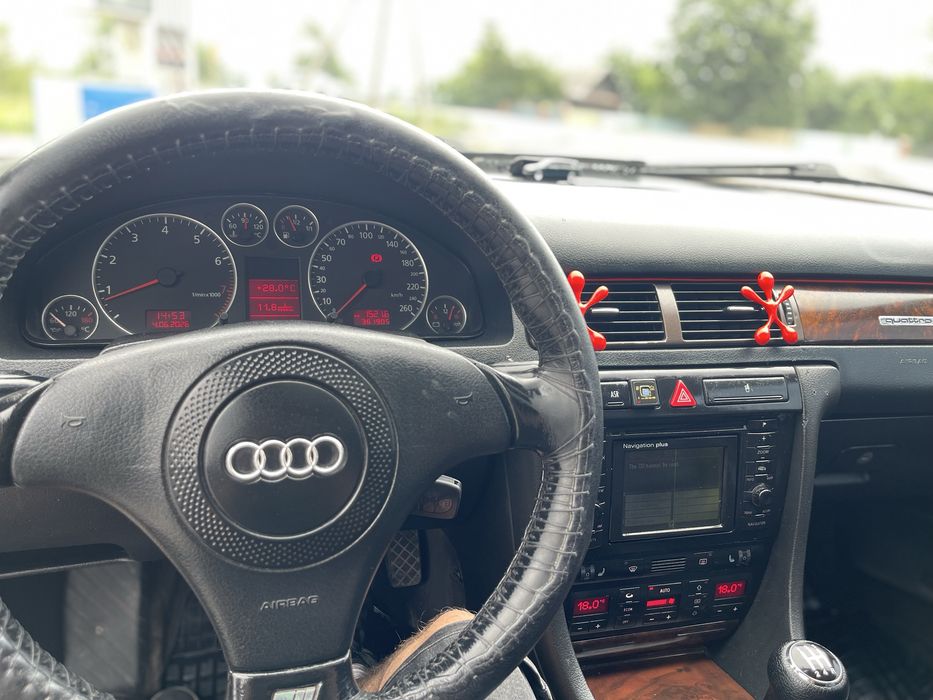 Audi A6C5 1998р. 2.4газ/бенз