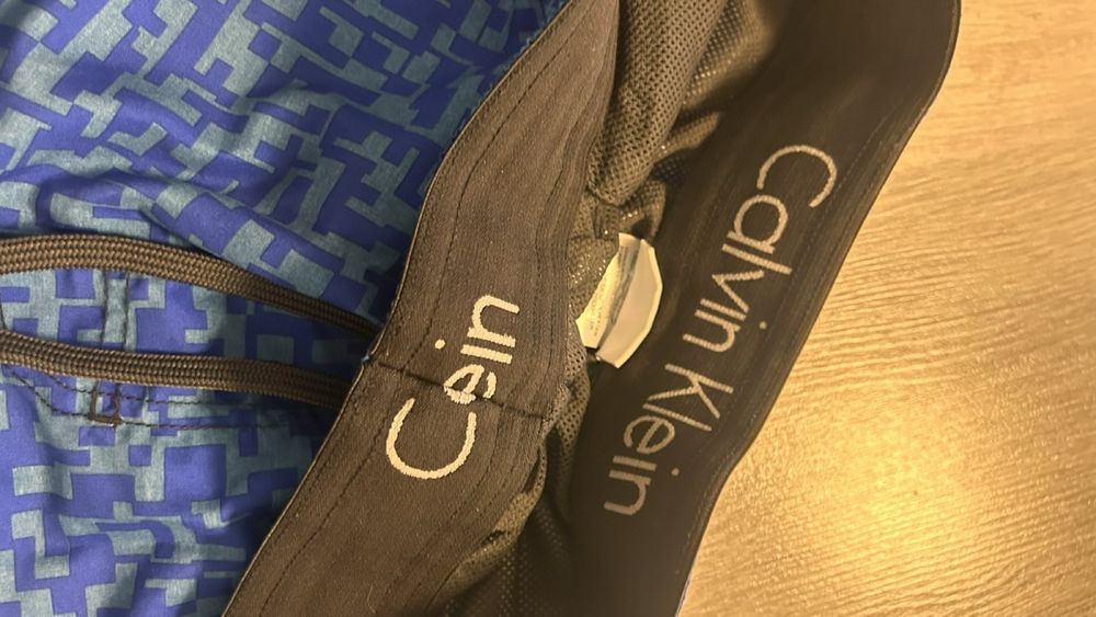 Шорти   чоловічі  Calvin Klein s,  м розмір