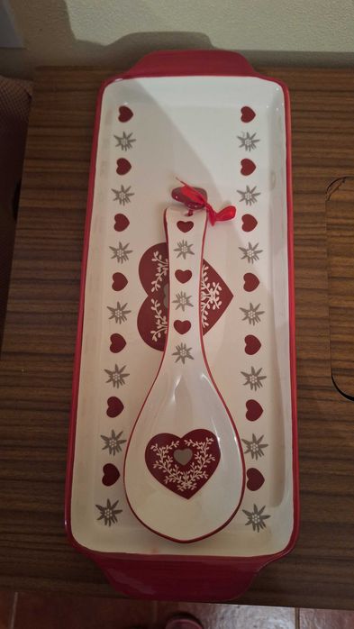 Pie Dish and Spoon Set423649156269363203