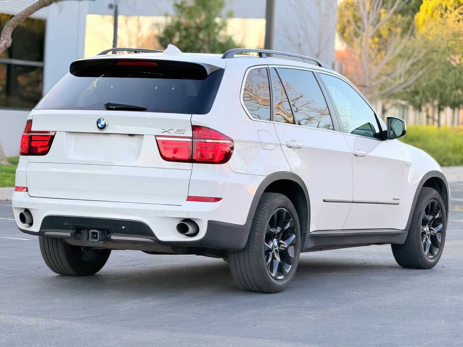 BMW X5 xDrive35i Sport Activity      2013