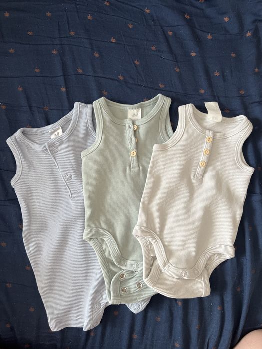 Боді майки h&m 50 cм. 0-1 місяць нові