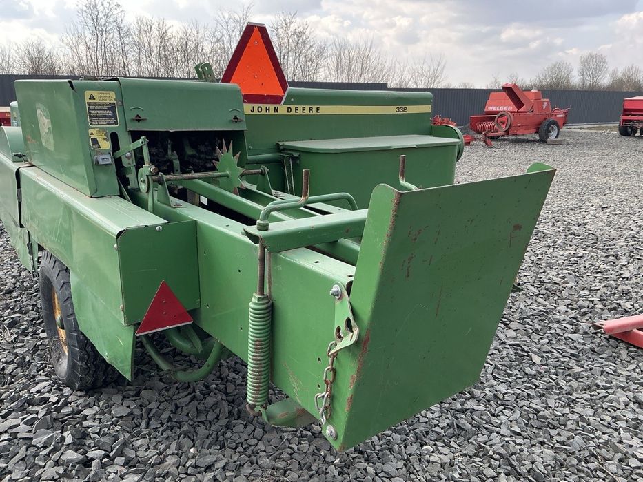 Продам прес підборщик, прес підбирач JOHN DEERE 332,  Джон дір 332