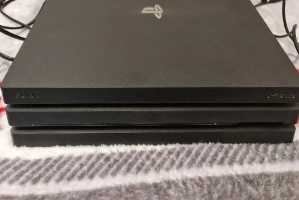 Playstation 4 Pro PS4 1TB konsola pady gry zestaw