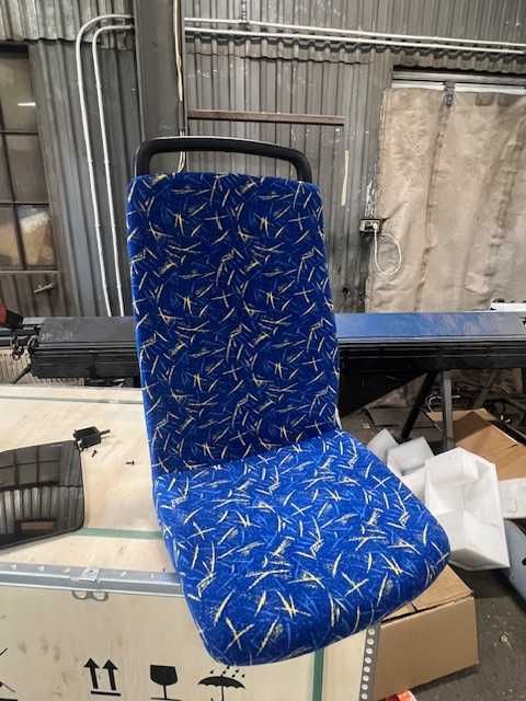 Sprzedam siedzenia do autobusu