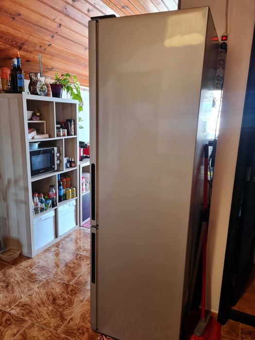 Frigorífico combinado CANDY 176cm altura como novo