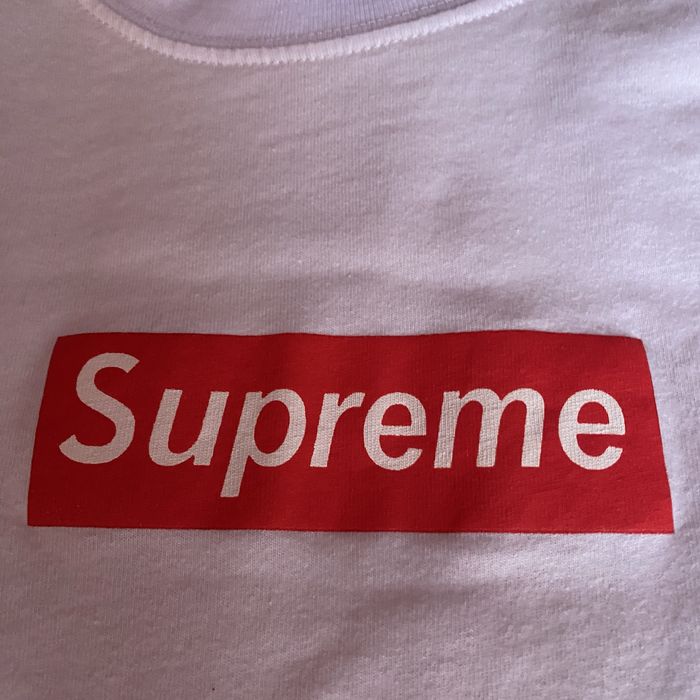 Футблока Supreme жіноча , m розмір