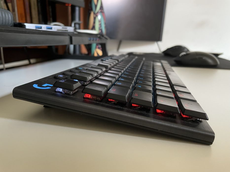 Logitech g915 TKL - Gaming Keyboard64297744138755122