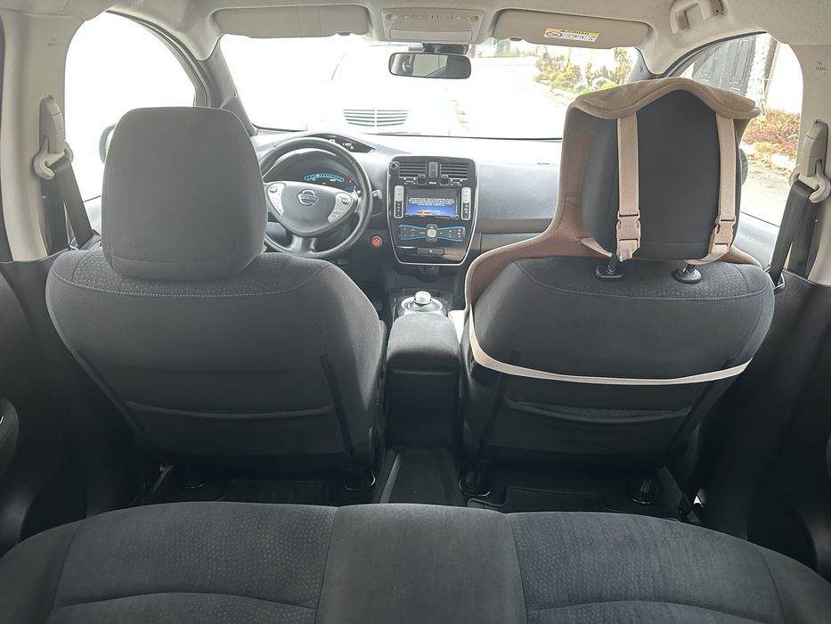 Продам Nissan Leaf