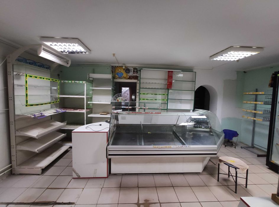 Продається магазин в районі м'ясокомбінату