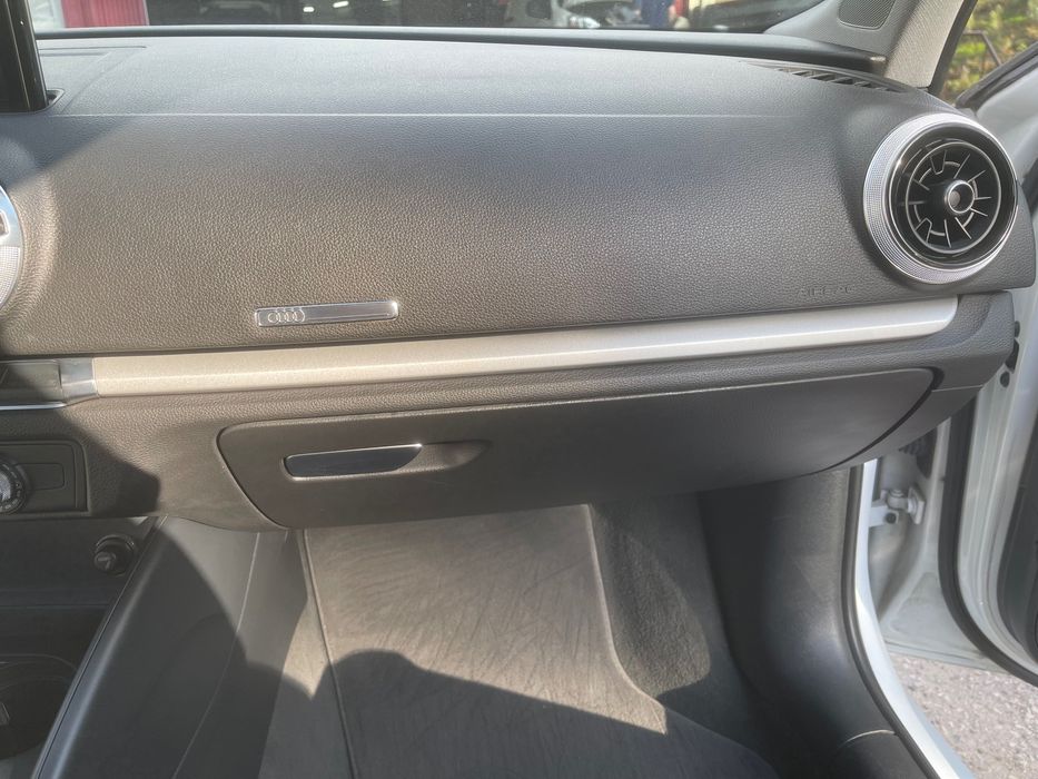 Audi A3 Limousine 1.6 TDI Sport