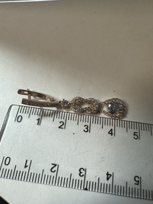 Сережки з топазом 6.28г( 0,8ct), цирконій(0.02) золото 585 проба