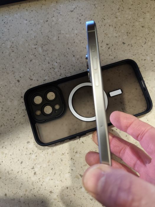 Iphone 15 pro max 256 branco