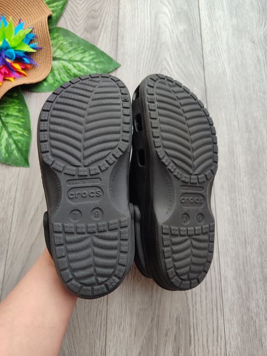 Шльопанці сабо Crocs крокс M7 W9,  39-40 розмір