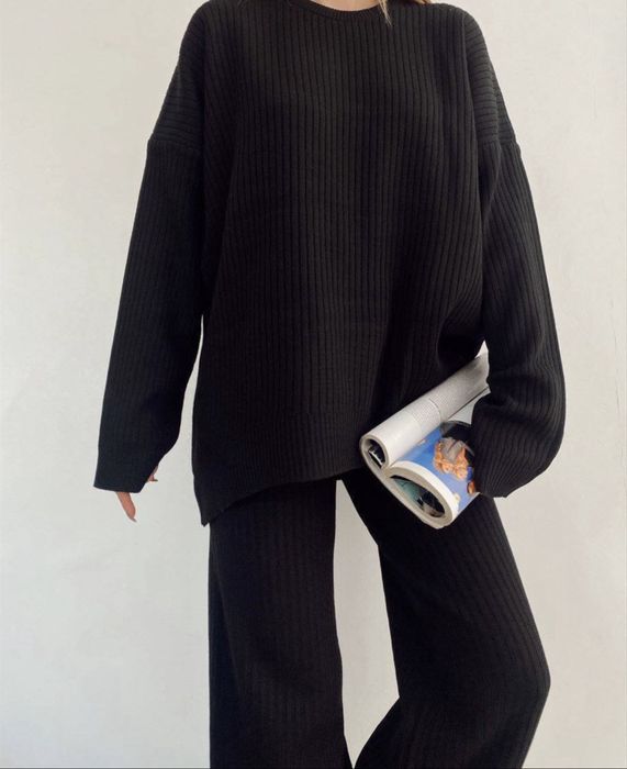 Жіночий теплий трикотажний костюм С-М