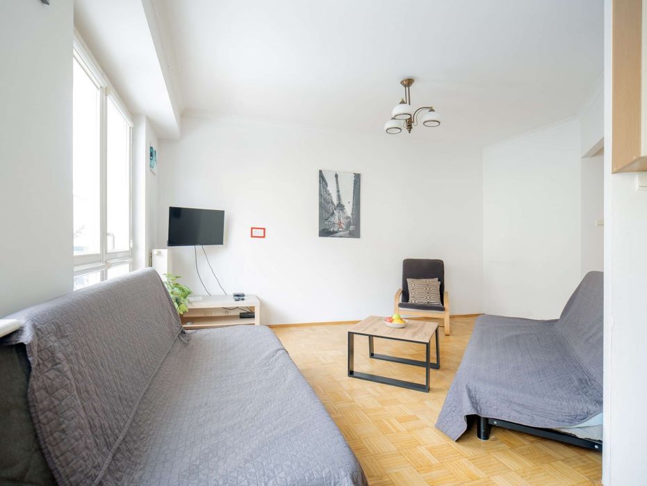 noclegi na dobę Ursynow kabaty Firma  warszawa tv wifi parking czystoś