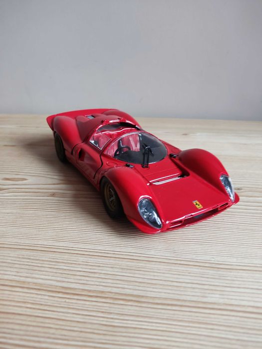 Model samochodu 1:18 Ferrari 330 P4 (1967) Jouef Evolution