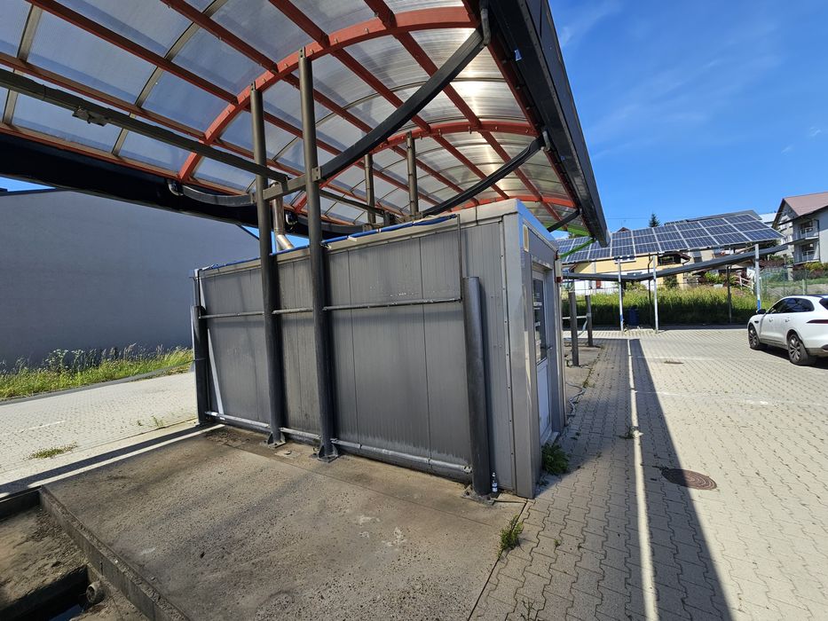 Działka inwestycyjna 10,5 a –zabudowa  myjni. wiata,