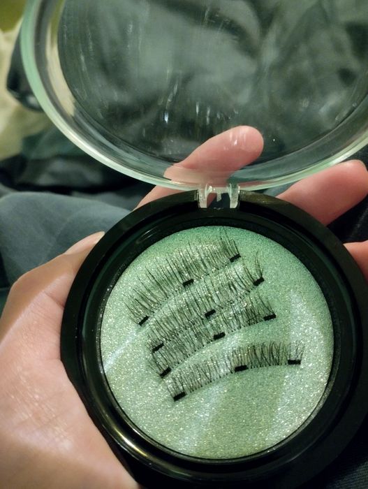 Вії на магнітах накладні