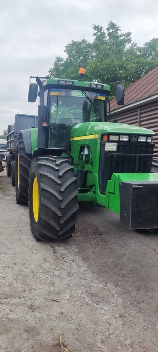 Продам John Deere 8400