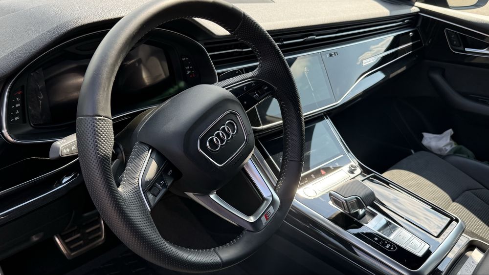 Продам Audi Q8 идела