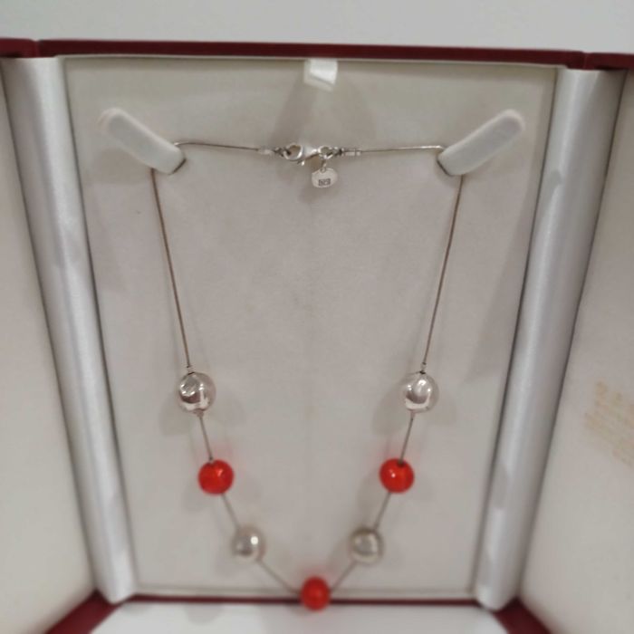 Colar em prata Lucente