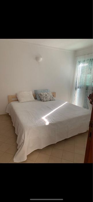 Cama casal mais duas camas solteiro