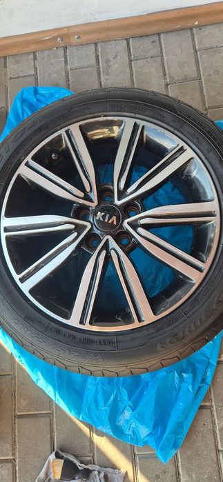 Felgi aluminiowe KIA 5x114,3/R17 + Opony letnie 215/55/R17 [2024r] z czujnikami TMPS
