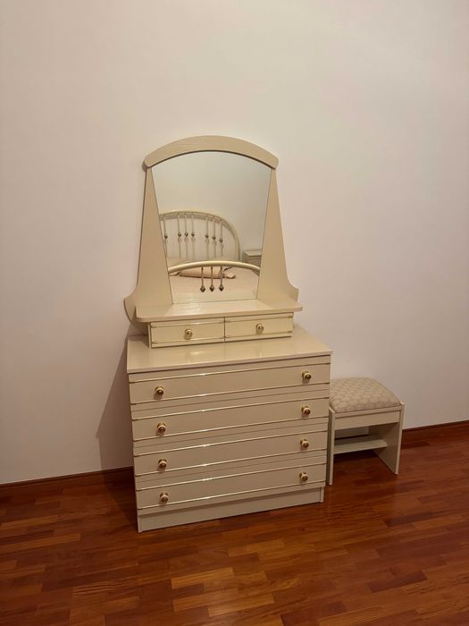 QUARTO COMPLETO (SEM ARMÁRIO)