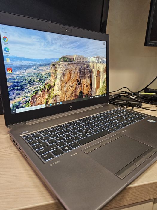 Игровой HP Zbook 15 G5 i7-8850H/16Gb/512 m.2 nvme/Nvidia P2000 4Gb/15.6" IPS