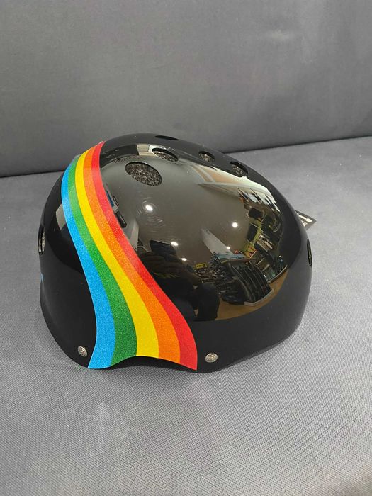 Capacetes Skate Triple 8 NOVO a estrear