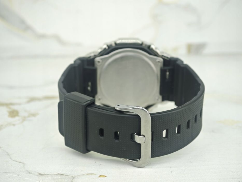 Zegarek casio g-shock gm-2100